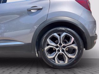RENAULT Captur 1.6 E-Tech hybrid Techno Fast Track 145cv auto