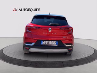 RENAULT Captur 1.6 E-Tech hybrid Intens 145cv auto