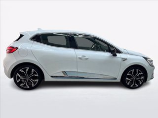 RENAULT Clio 1.6 E-Tech hybrid Serie limitata 140cv auto