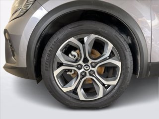 RENAULT Captur 1.6 E-Tech hybrid Techno Fast Track 145cv auto