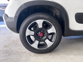 FIAT Panda 1.0 firefly hybrid Cross s&s 70cv 5p.ti