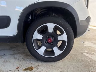 FIAT Panda 1.0 firefly hybrid Cross s&s 70cv 5p.ti