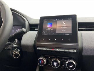 RENAULT Clio 1.6 E-Tech full hybrid Evolution 145cv