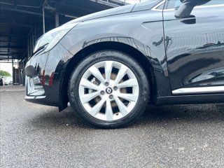 RENAULT Clio 1.6 E-Tech hybrid Intens 140cv auto my21