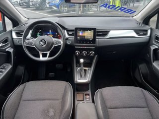 RENAULT Captur 1.6 E-Tech hybrid Intens 145cv auto