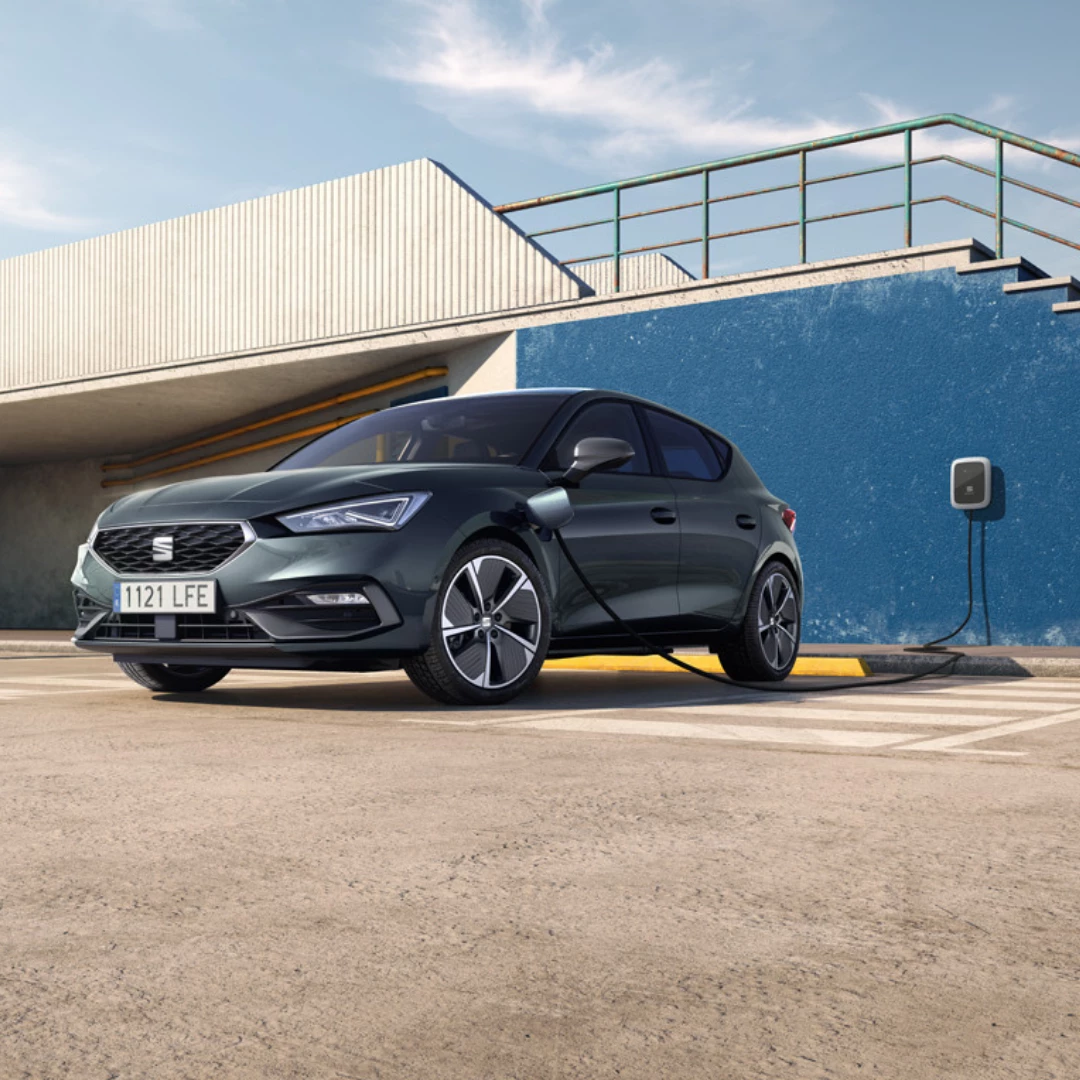 SEAT NUOVA LEON E HYBRID 5