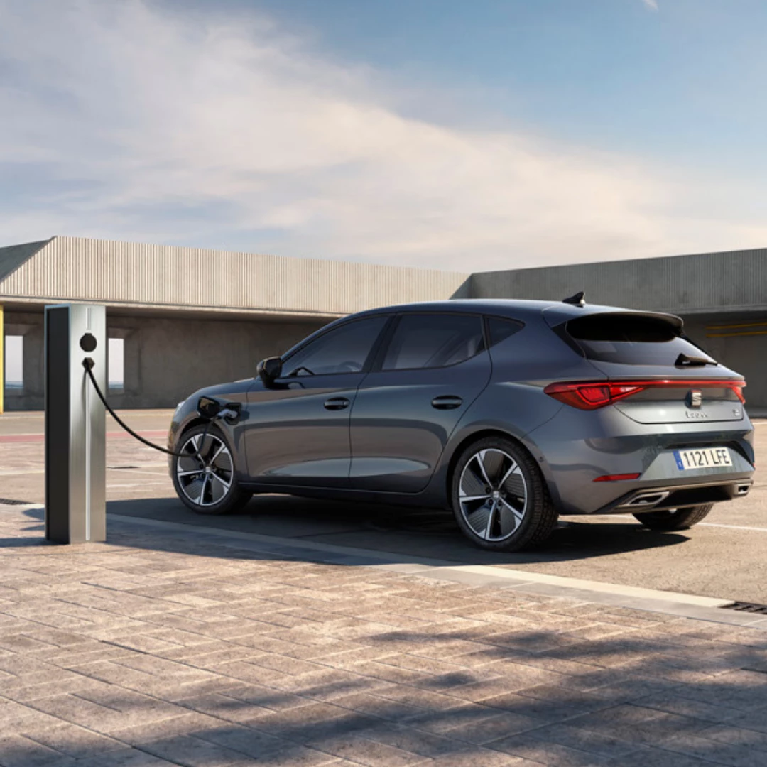 SEAT NUOVA LEON E HYBRID